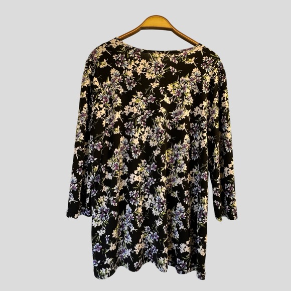 Women’s Blouse Size XL Black Purple Blue Floral 3/4 Length Sleeves - Picture 8 of 10